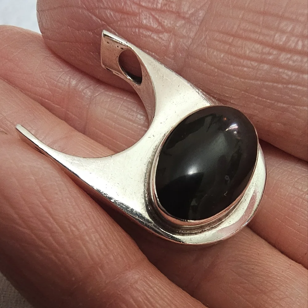 Sterling Silver 925 Genuine Oval Onyx Pendant - Picture 6 of 8